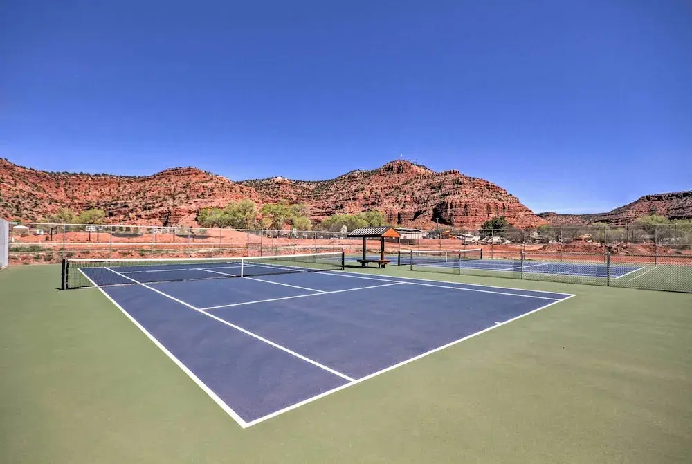 Beautiful Kanab Home w/ Yard - Walk to Restaurants