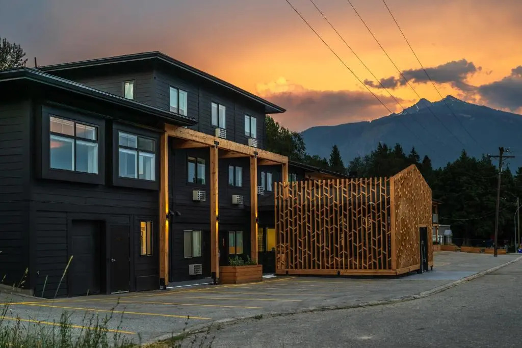 Gravity Haus Revelstoke