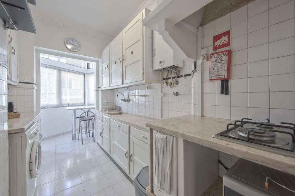 Arroios Central Apartment by Homing