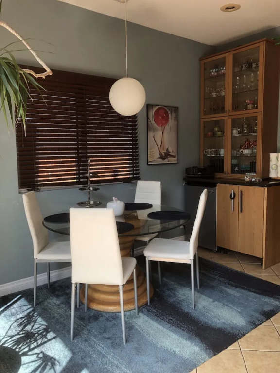 NYC Executive home upscale neighborhood