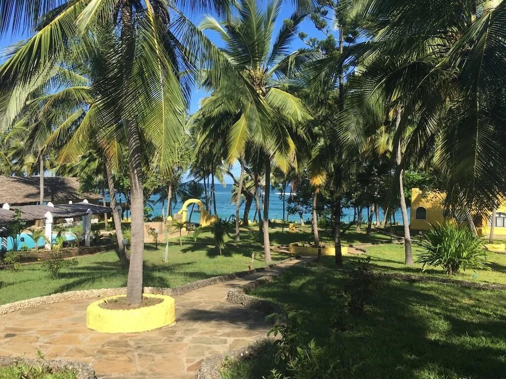 The Coconut Beach Boutique Lodge & Spa