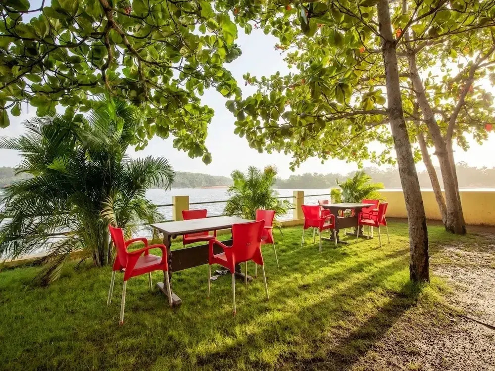 Seagull Resort by OYO Rooms