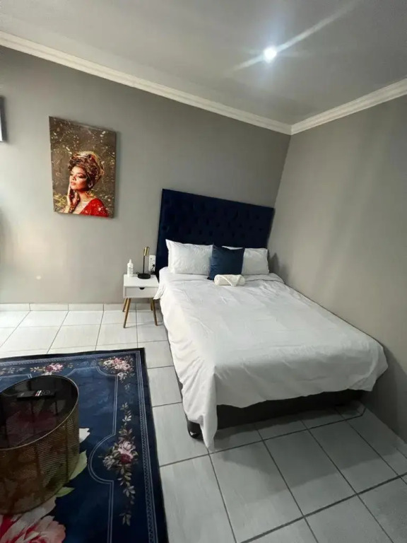 WILLOW GUEST HOUSE
