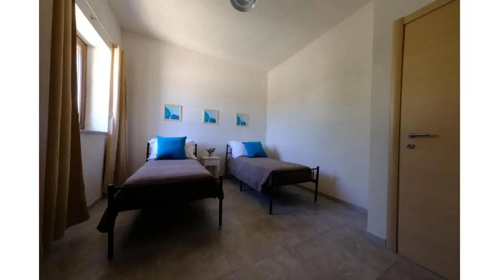 Tenuta con due abitazioni indipendenti