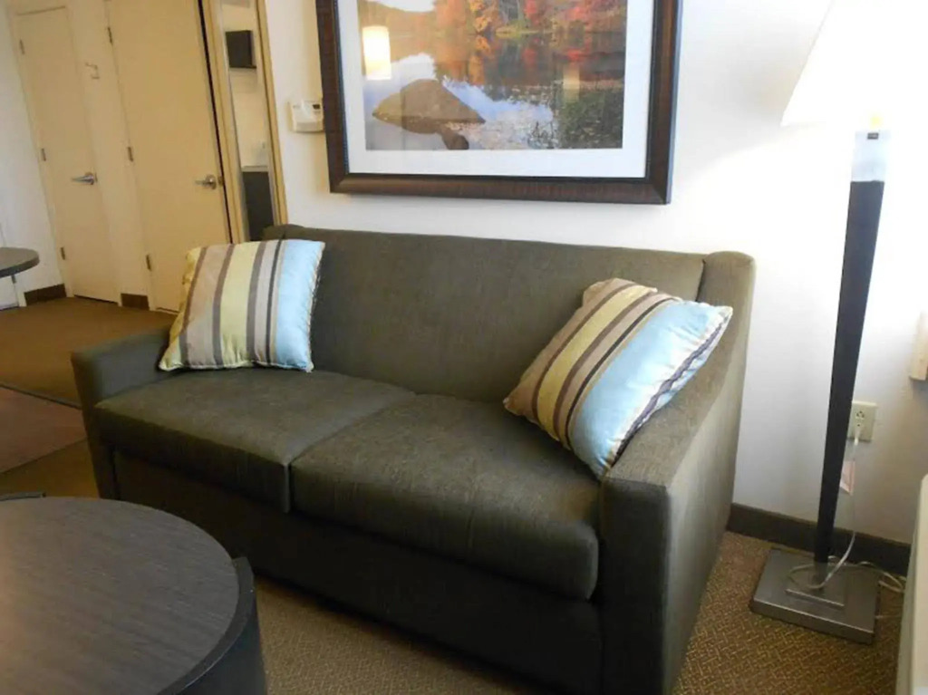 Sonesta Simply Suites Pittsburgh Airport