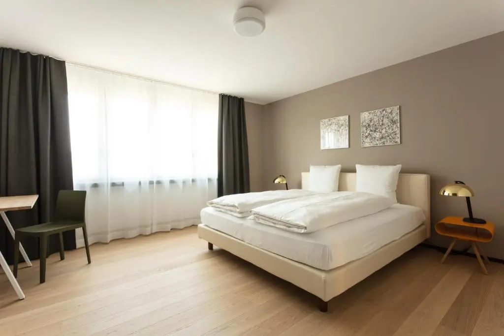 EMA House Serviced Apartments Superior Downtown