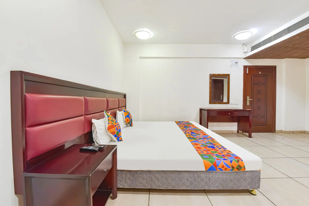 Fabhotel Gl Residency