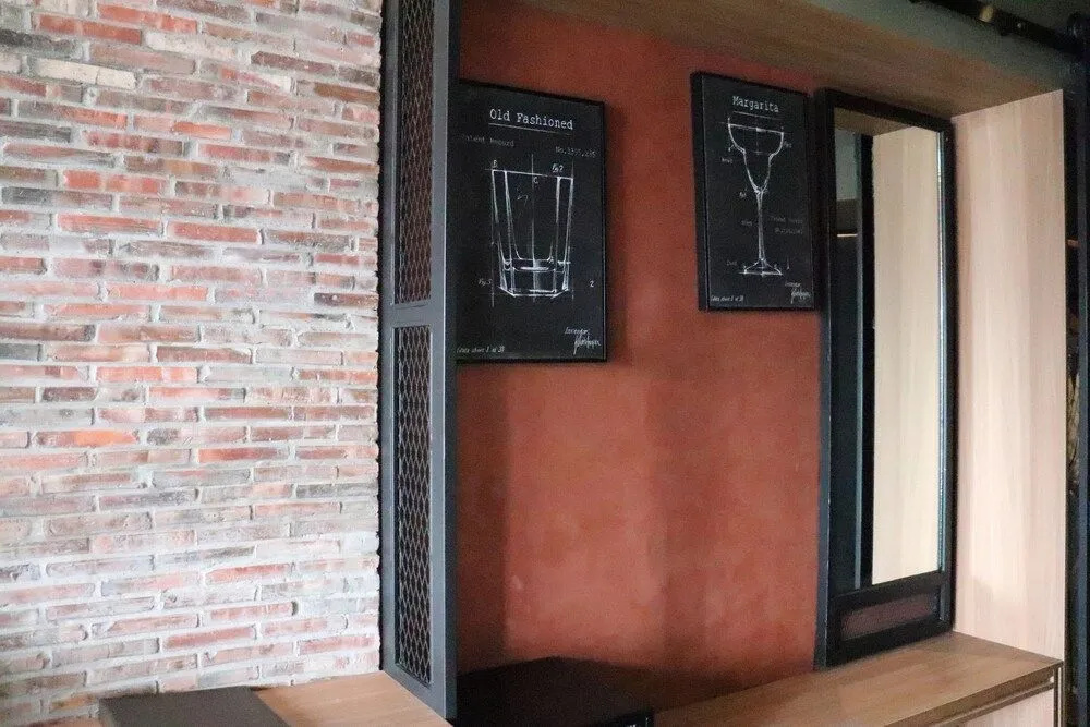 CHECK inn Phnom Penh BKK1
