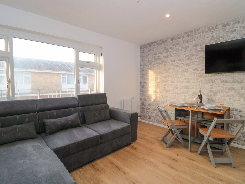 Flat 24