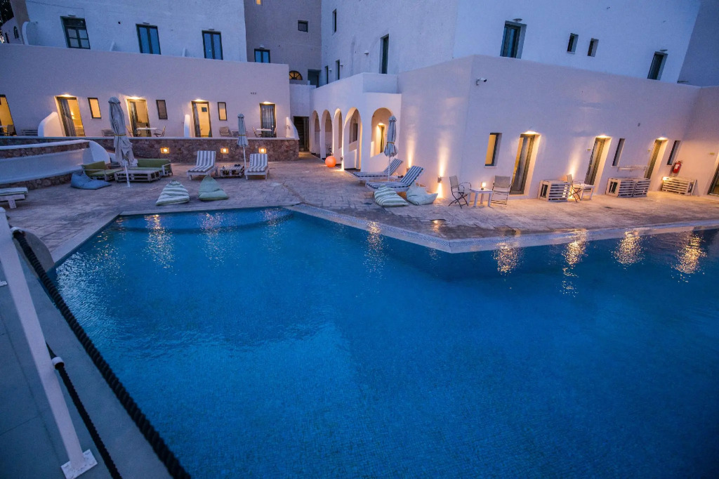 OMIROS HOTEL