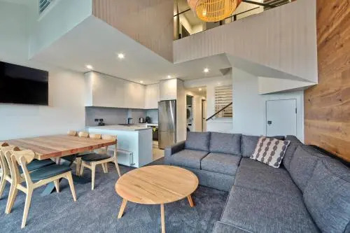 Snow Ski Apartments 32