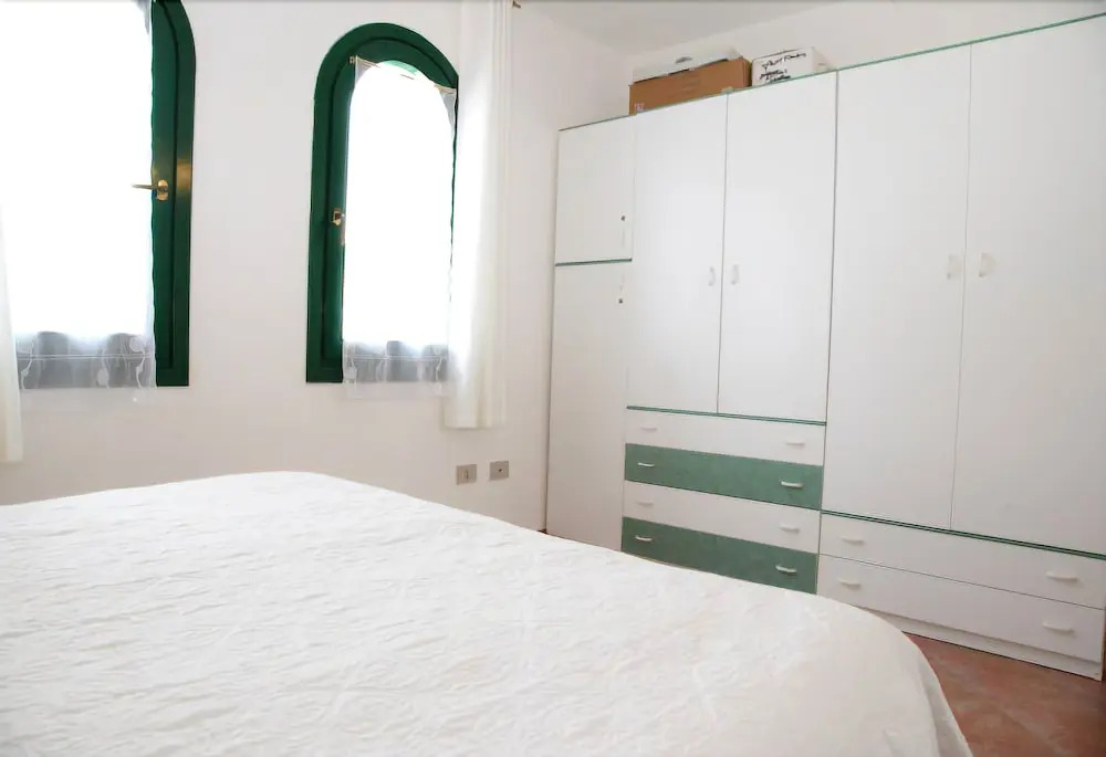San Teodoro Suaredda Apartments