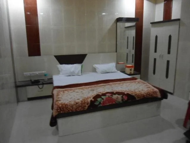 Krish Paradise Hotel