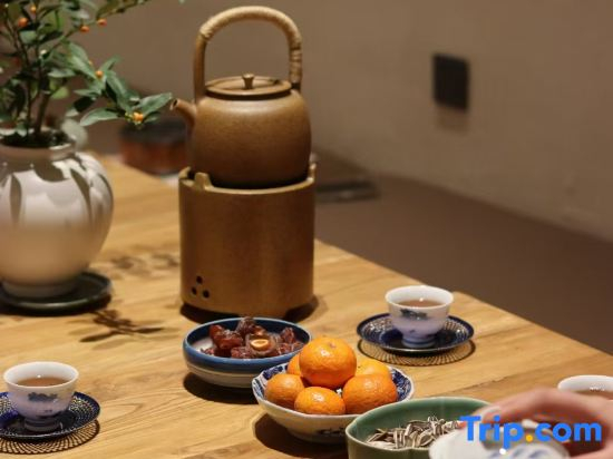 Floral Hotel·Idle villa (Changsha Wuyi Square IFS Guojin Center Branch)