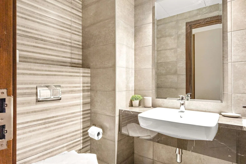 Silkhaus 1BR Maid Saadiyat Beach Access