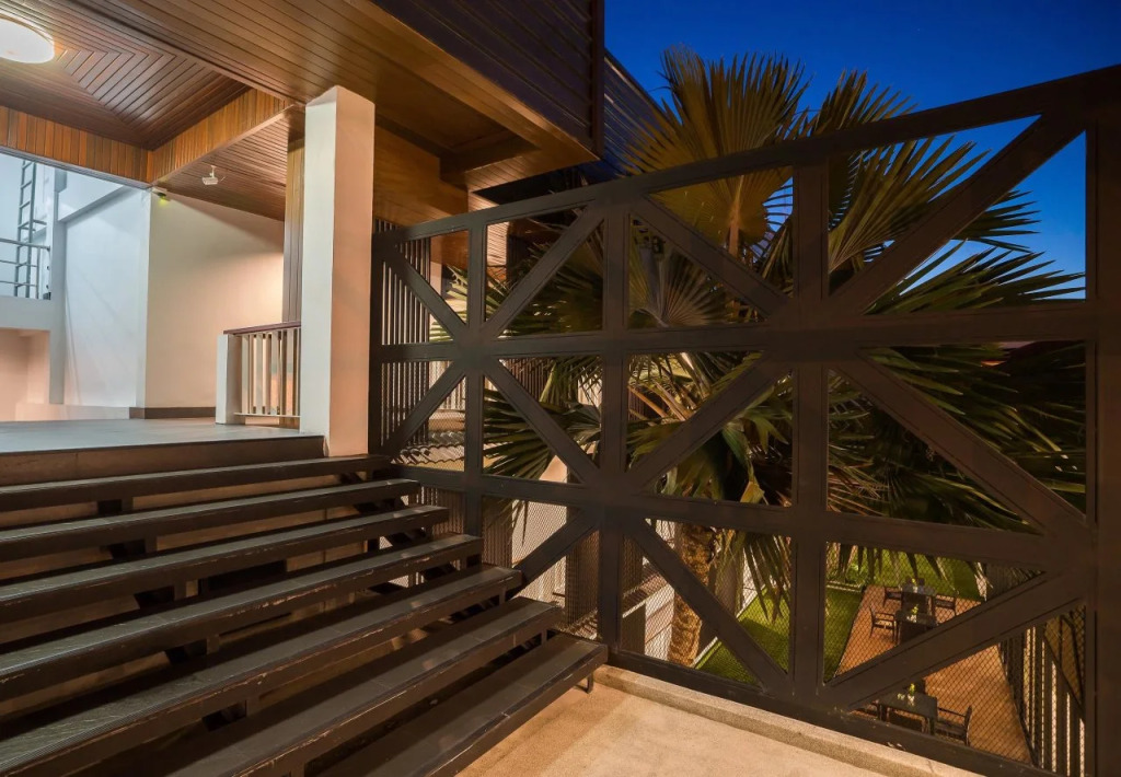 Ivory Villa City