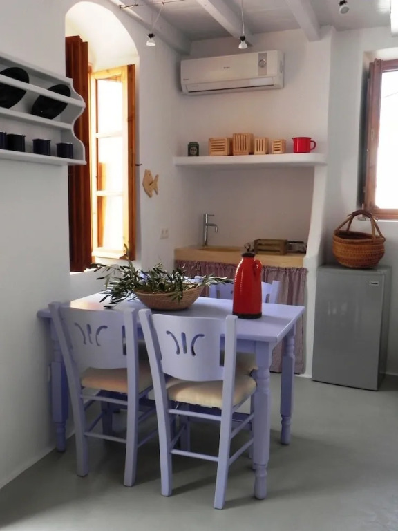 Lindos Esel Suites