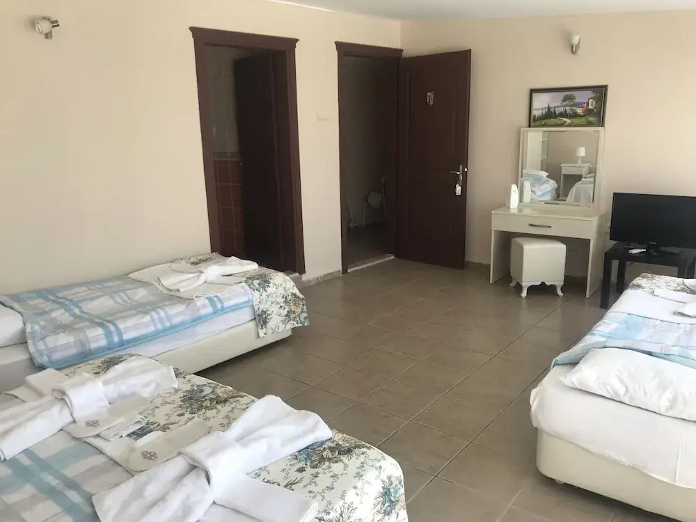Ciflikkoy Golden Butik Otel