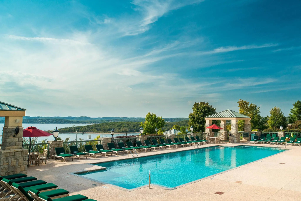 Chateau on the Lake Resort Spa and Convention Center