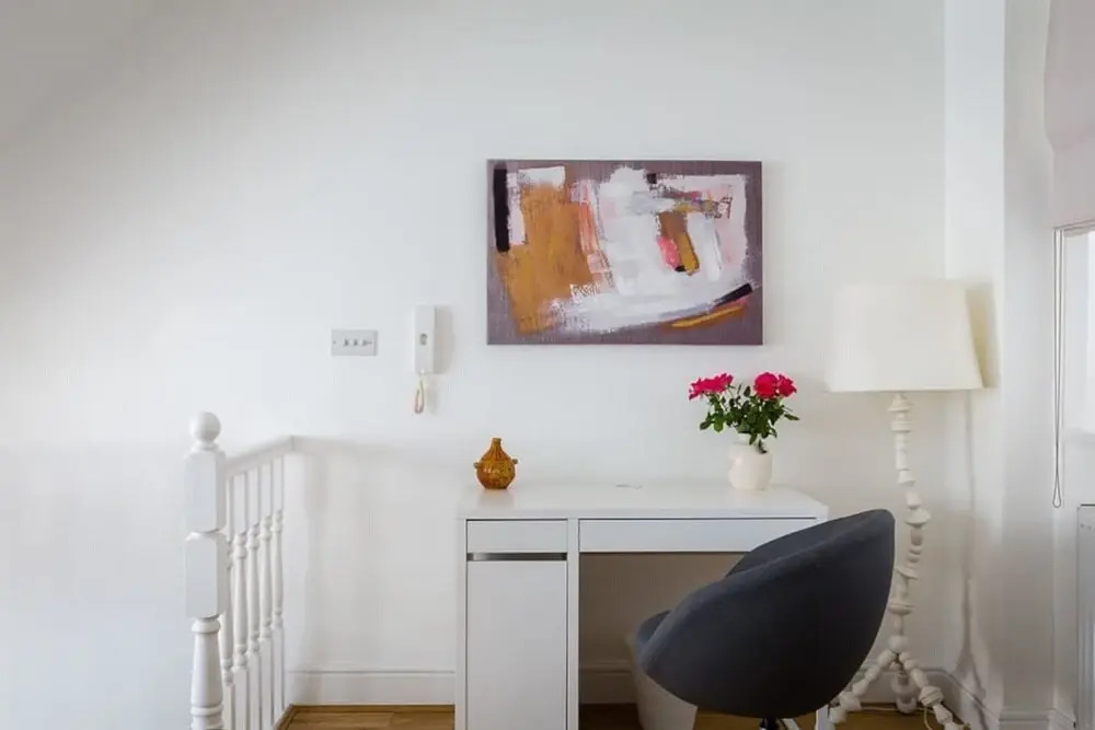 Park Lane Living! 3-bed 2-bath