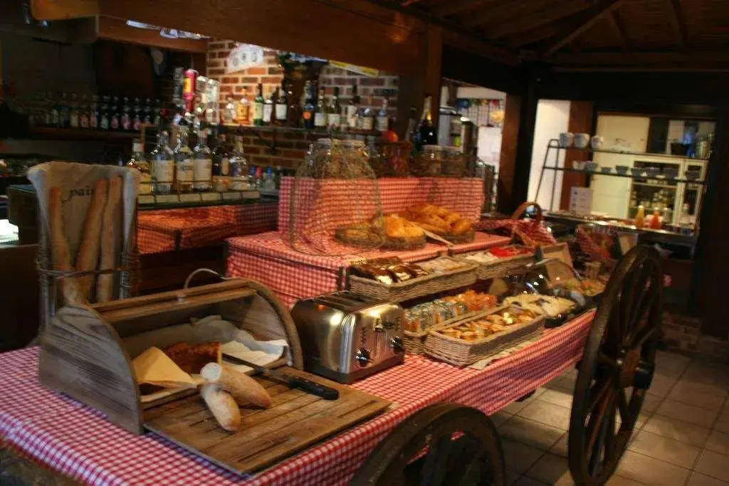 Logis Hôtel Restaurant - Le Clos Deauville Saint Gatien