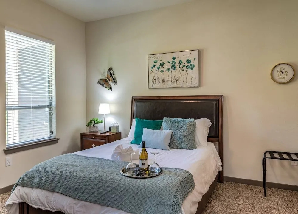 Beautiful Home Near Energy Corridor Pool & Patio
