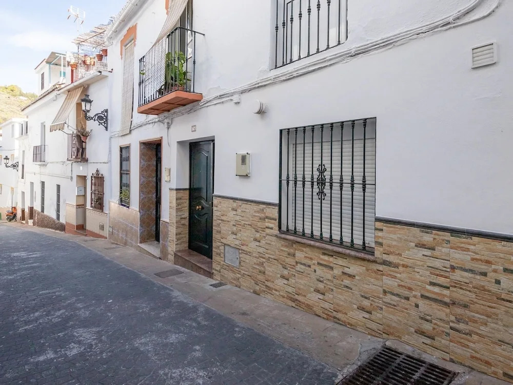 Homely Holiday Home in Málaga With Terrace