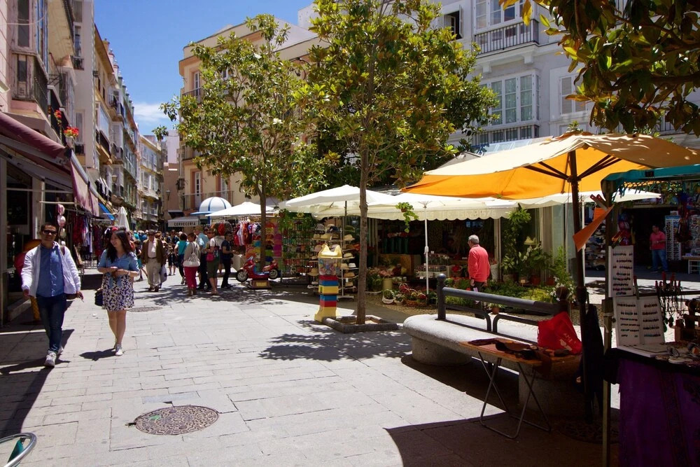 Cadiz centro histórico 8P wifi by Lightbooking