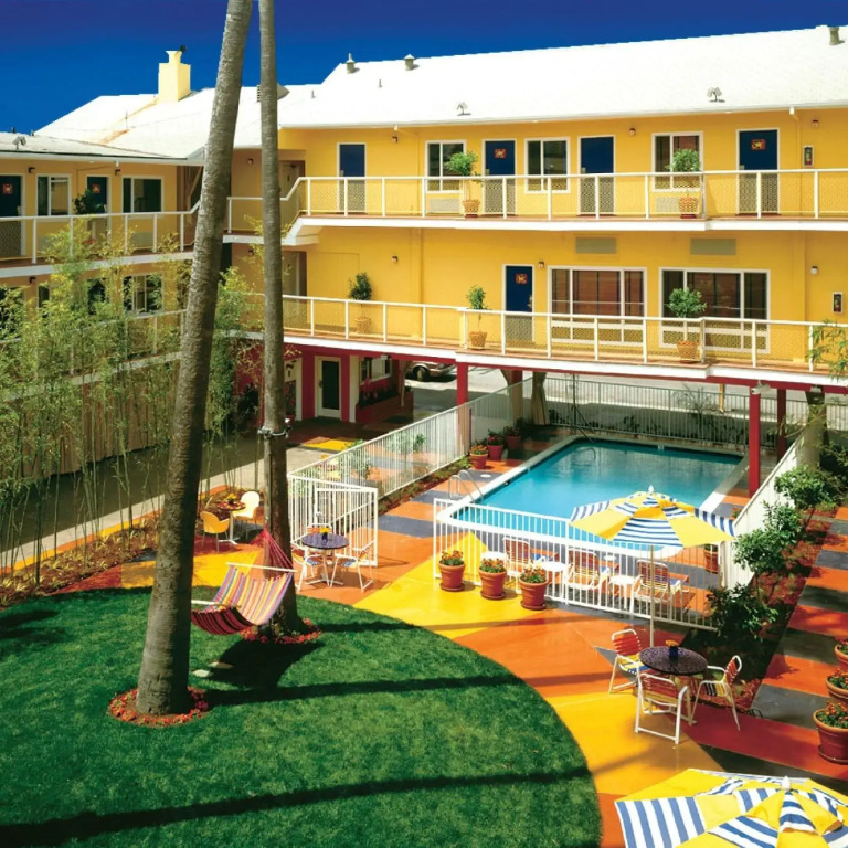 Hotel Del Sol