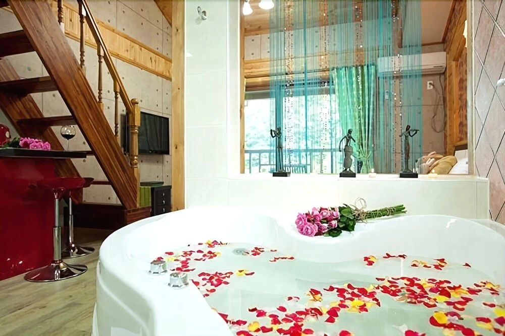 Gyeongju Forest Garden Pension