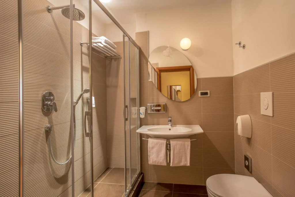 Best Western Plus Hotel Globus