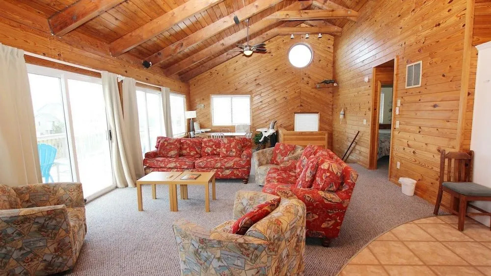 The B & B Inn - 6 Br Home
