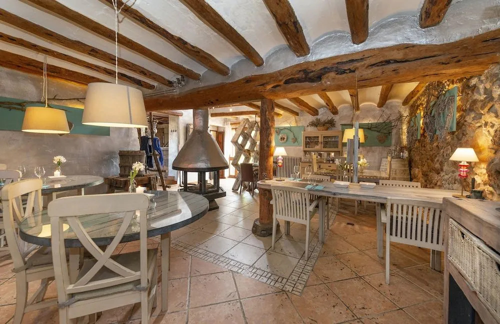 Les Vinyes Alojamiento Rural Boutique & SPA