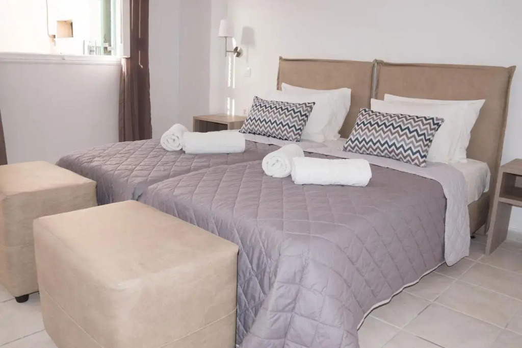 Stavros Beach Hotel
