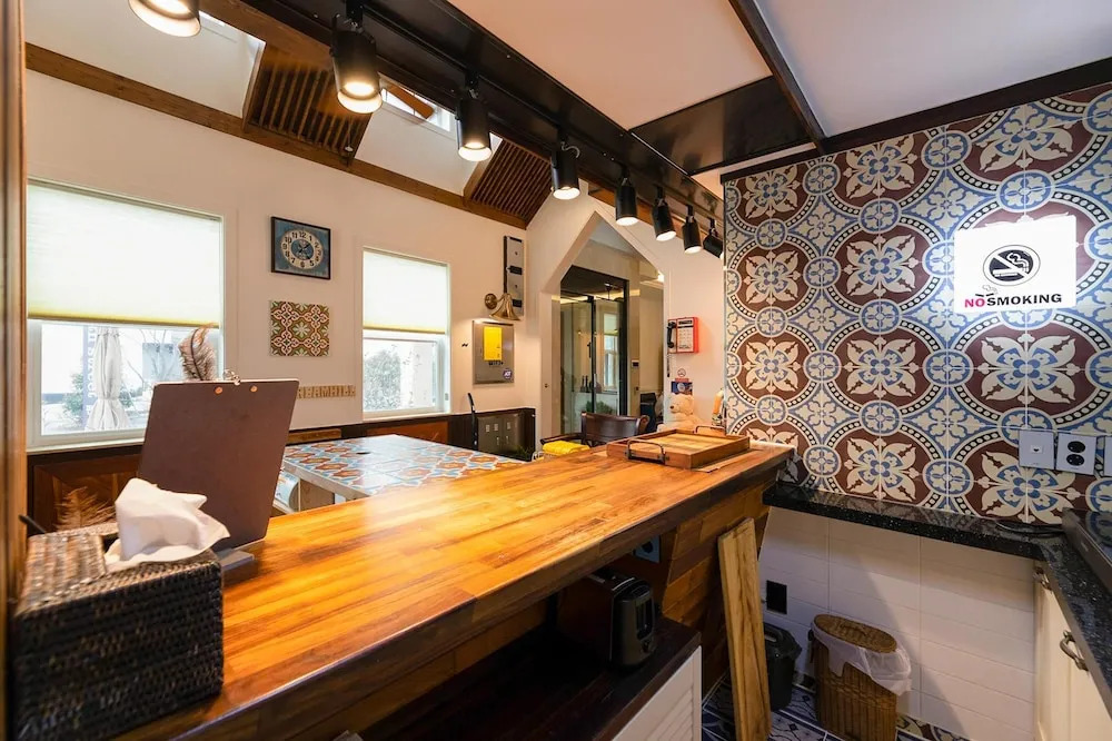 Gyeongju suite cream hill Pension