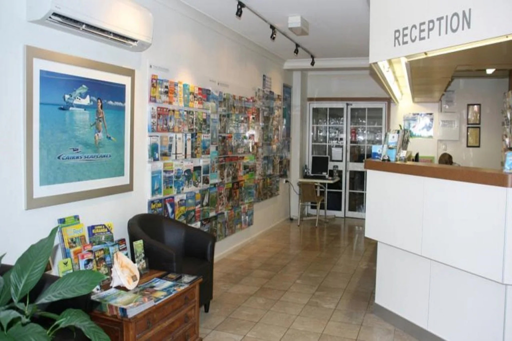 Reef Palms