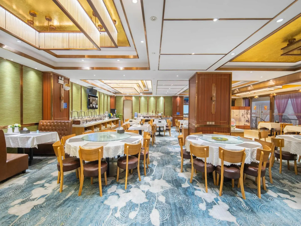 Vienna International Hotel (Guangzhou Baiyun Airport North Station Store)
