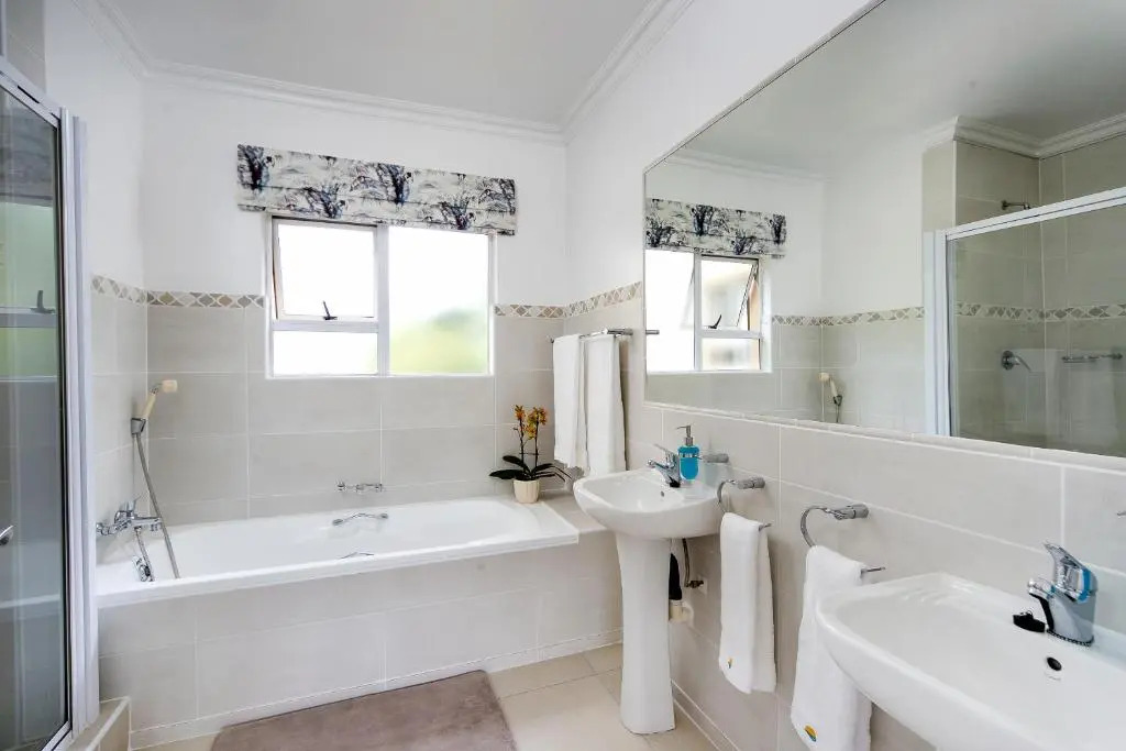 Illovo Beach Apartments at La Mer