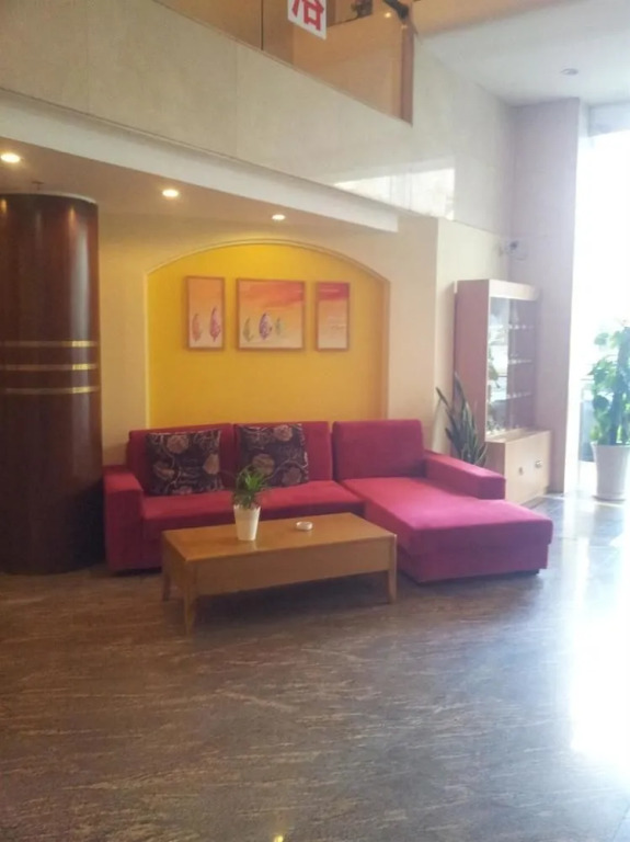 Home Inn Shanghai Renmin Square Fuzhou Road Shanghai Book Store