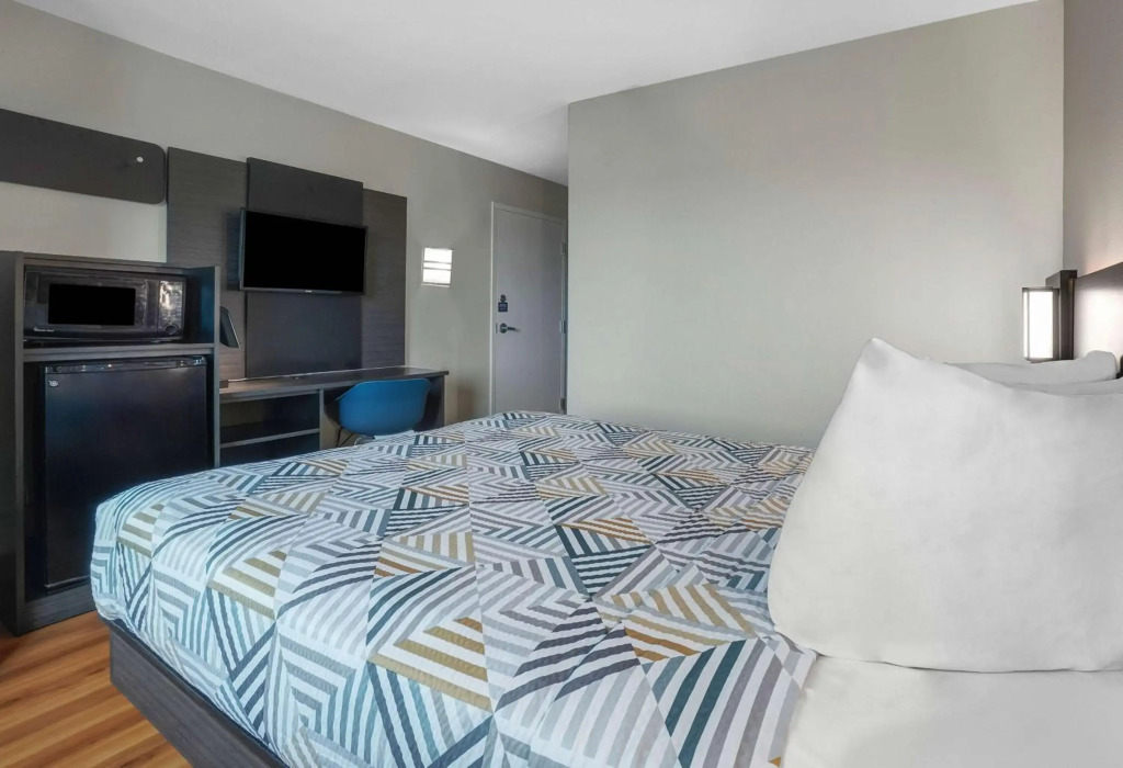 Motel 6-Montgomery, AL - Airport