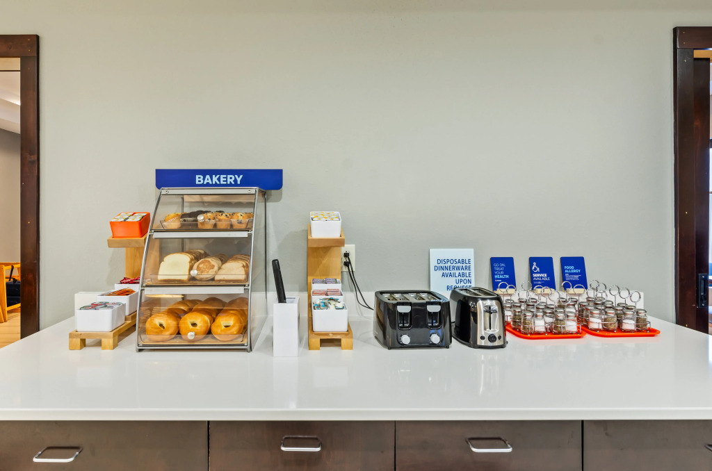Holiday Inn Express & Suites Wytheville by IHG