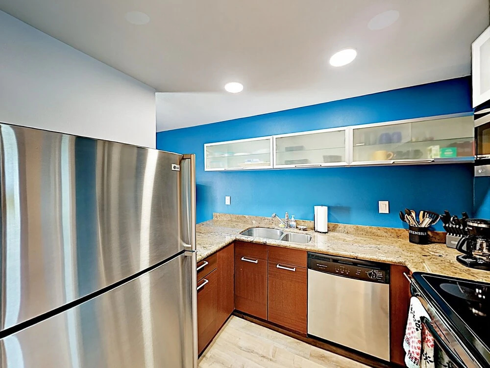 New Listing! Hip Hideaway W/ Heated Pool & Hot Tub 1 Bedroom Condo