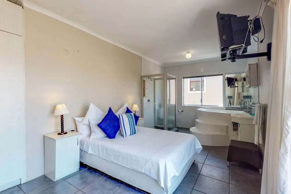 Waterfront Villa Retreat, Langebaan