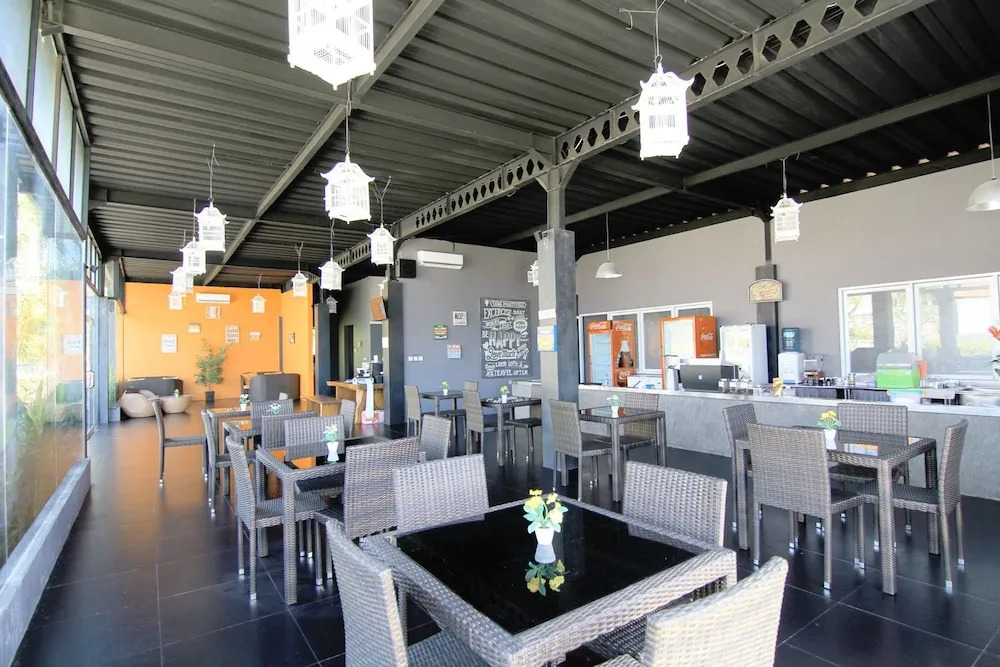 巴厘岛艾里金巴兰努安萨帖木儿科里比诺阿酒店(Airy Premier Jimbaran Nuansa Timur Kori Bali)