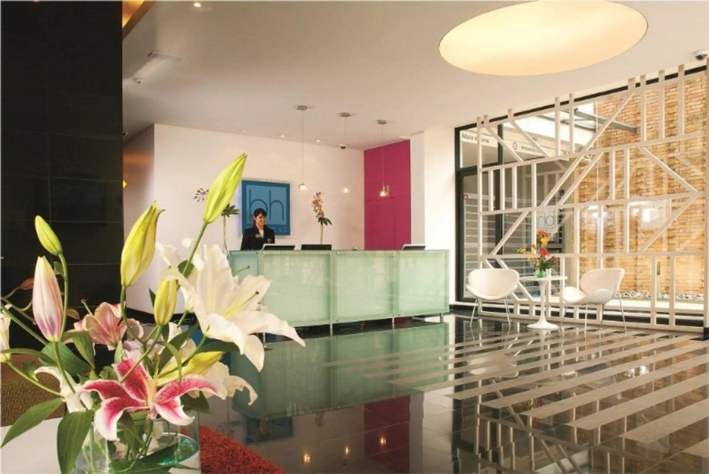 Hotel bh Parque 93