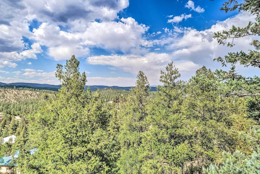 Modern Mtn Retreat, Walk to Lake & Trails!