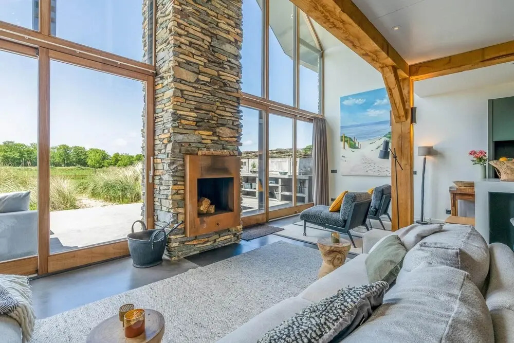 Luxurious and Sustainable 6-person Holiday Villa