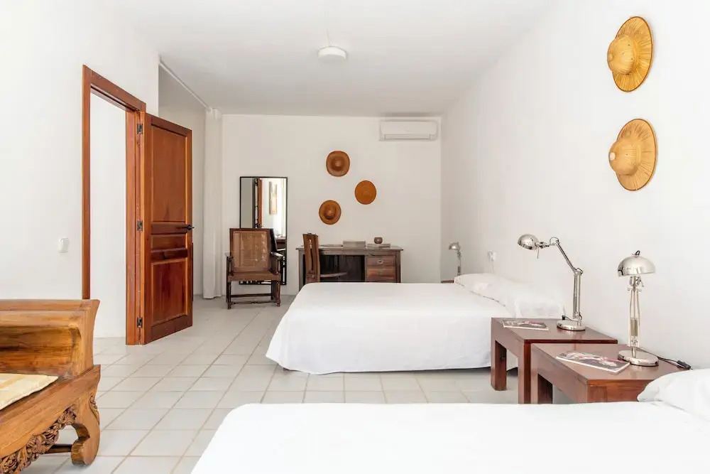 San Josep 6-bed Villa, Sleeps 14, Pool & Sea View