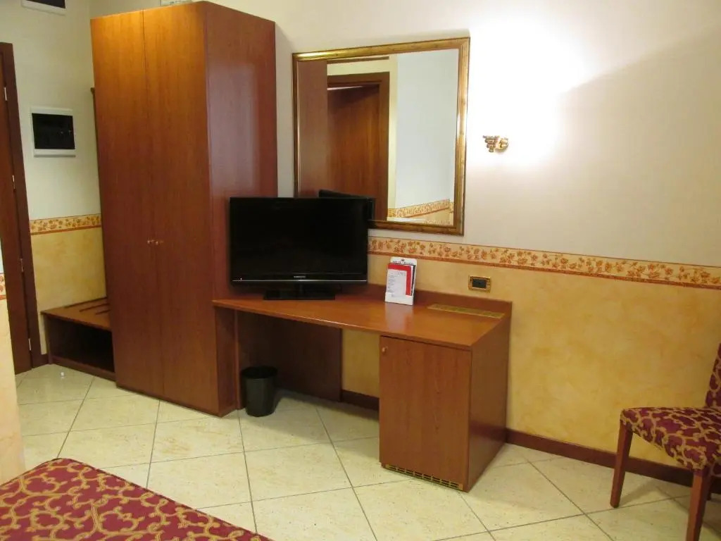 Felix Hotel & Residence