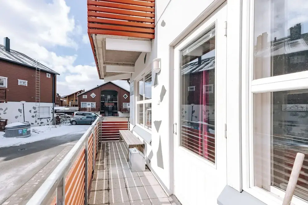 Spacious 3BR Apt. with Sauna